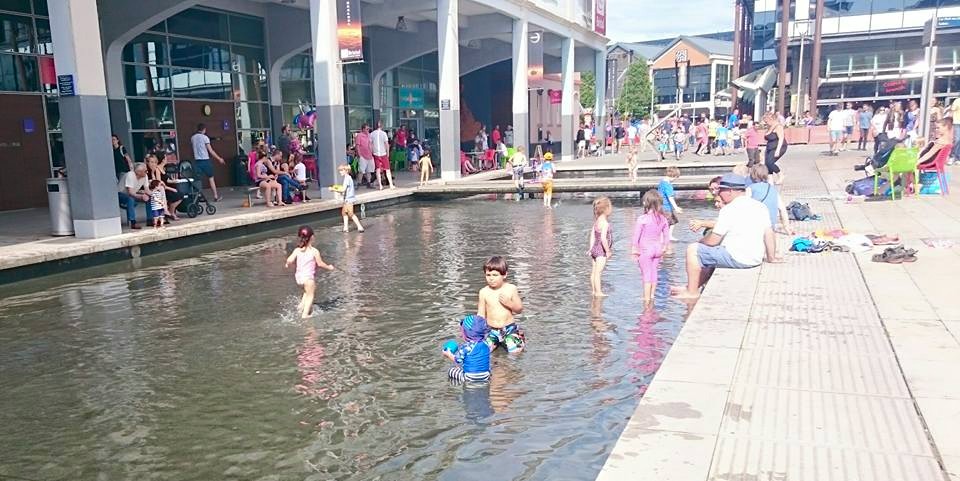 Kids having fun with water, tara miran